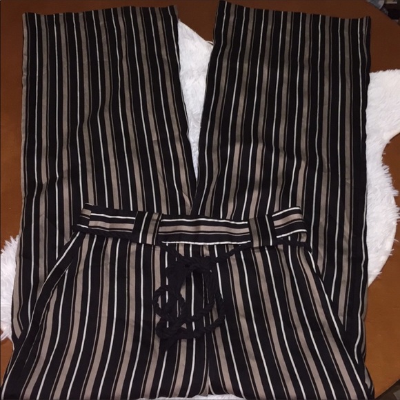 NWT H&M High Waisted Strap Pants Size 6 - Picture 3 of 6